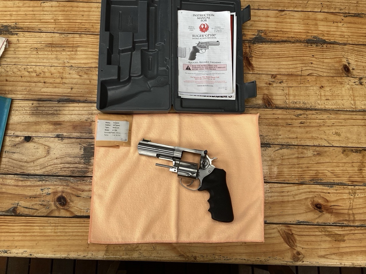 RUGER GP100