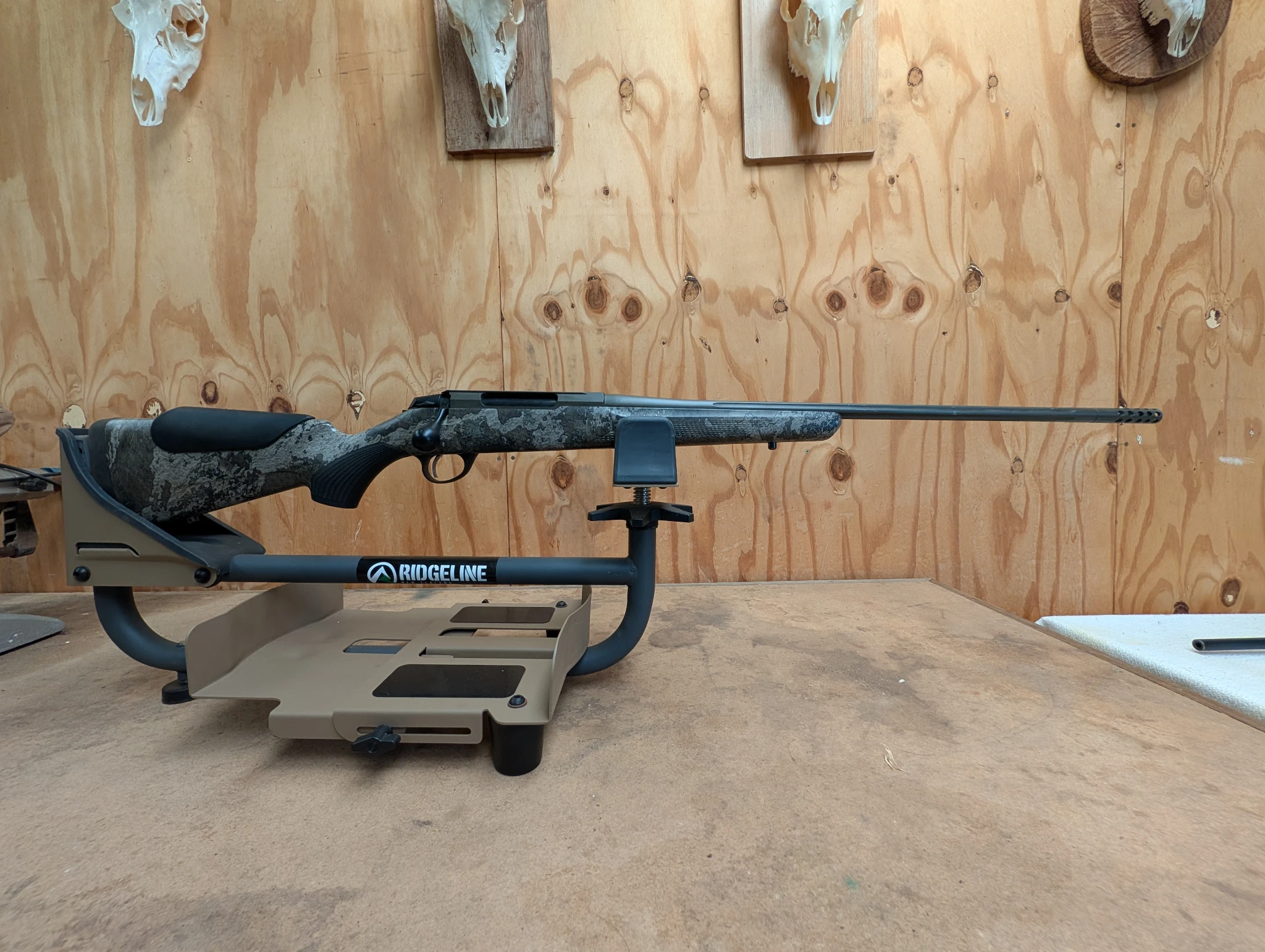 (from The Huntsman show) Tikka T3x Strata Camo 2020 Special Oz Edition