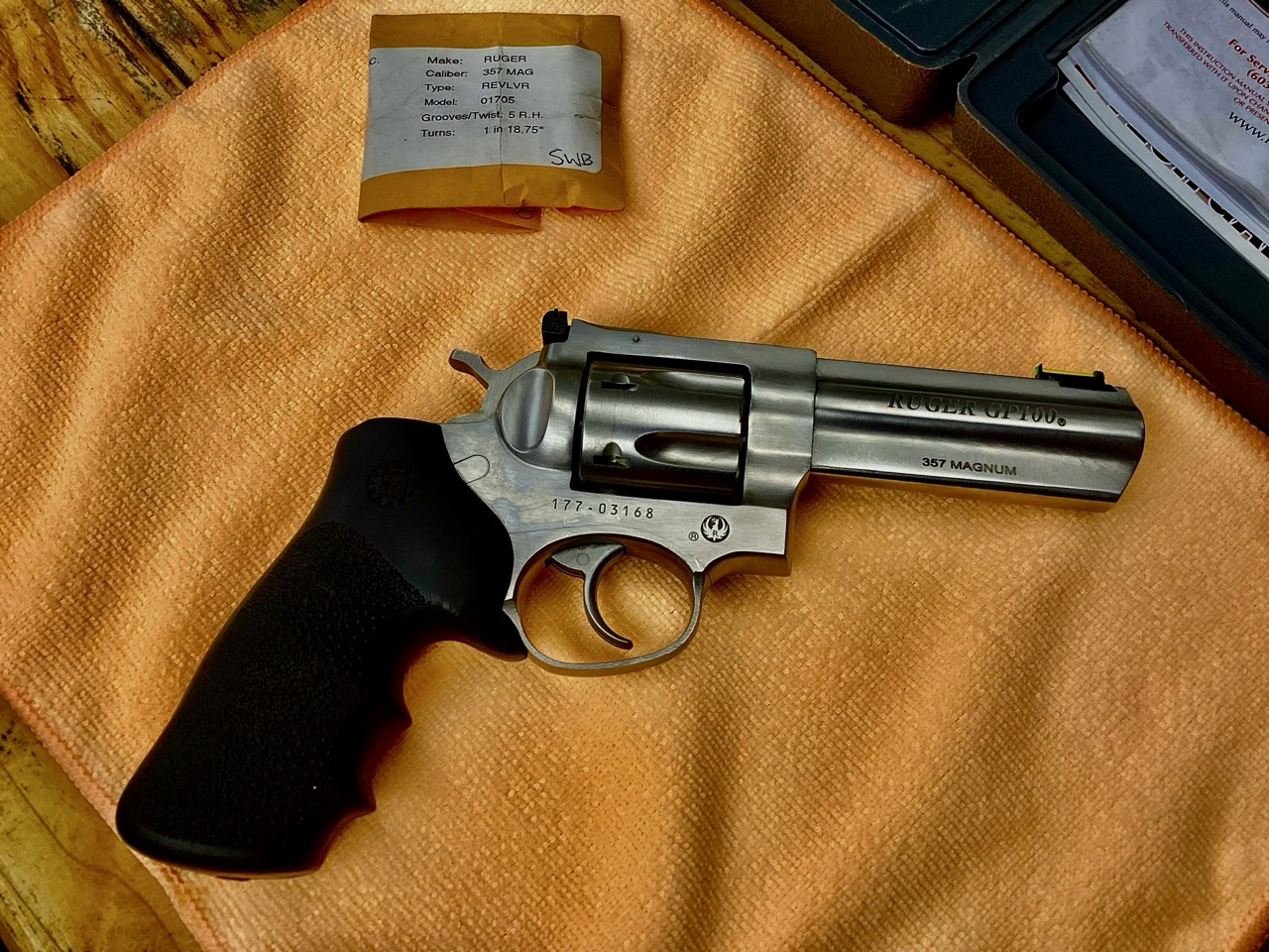 RUGER GP100