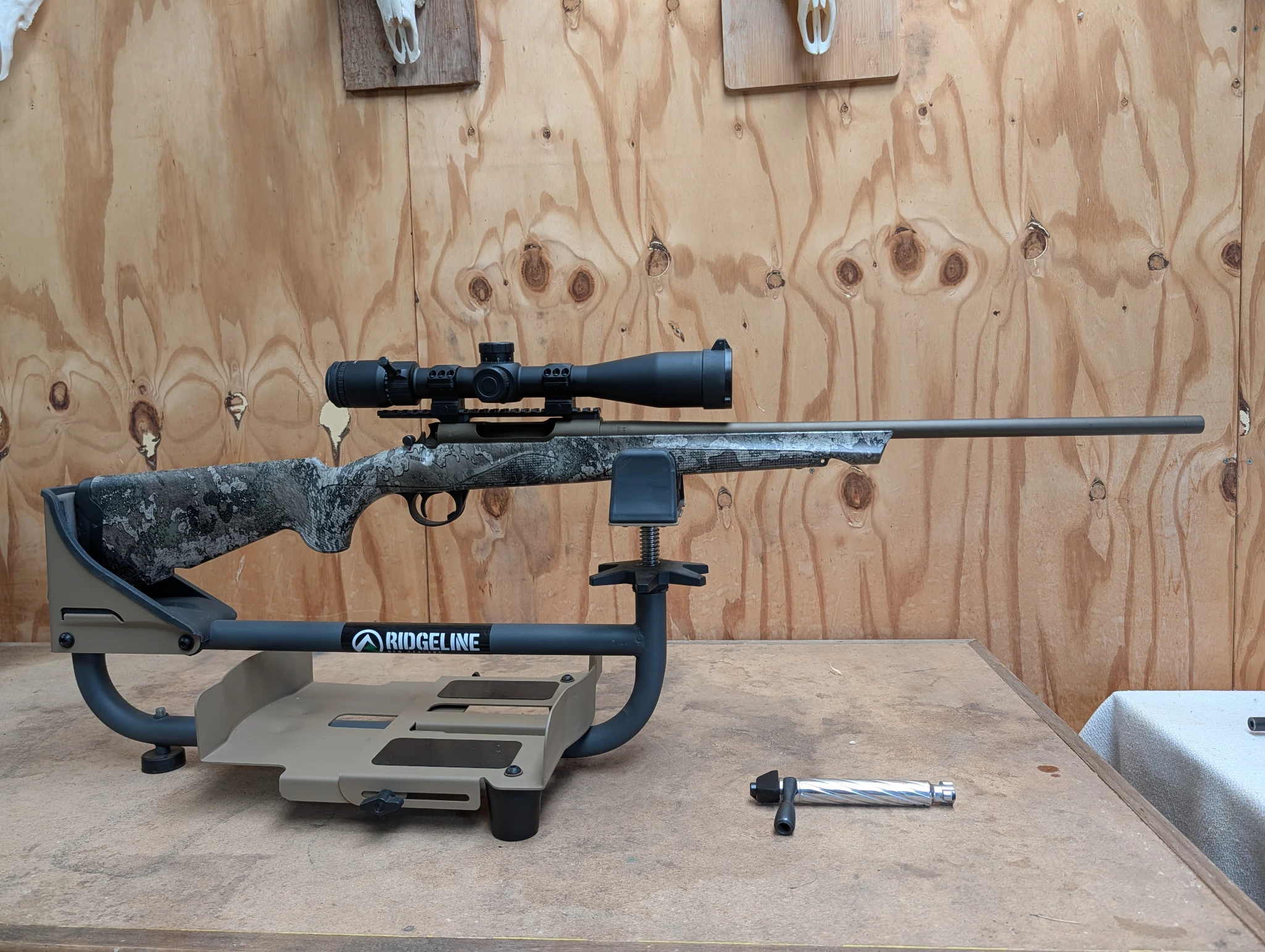 (The Huntsman) Franchi Horizon .243 Win (+ DISCOVERYOPT Optics Combo)