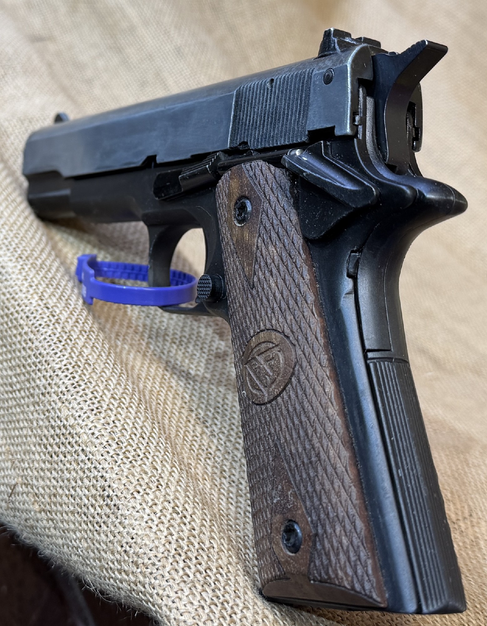 CHIAPPA, 1911, .22LR, MAG CAP: 10, BARREL LENGTH: 127MM #2689