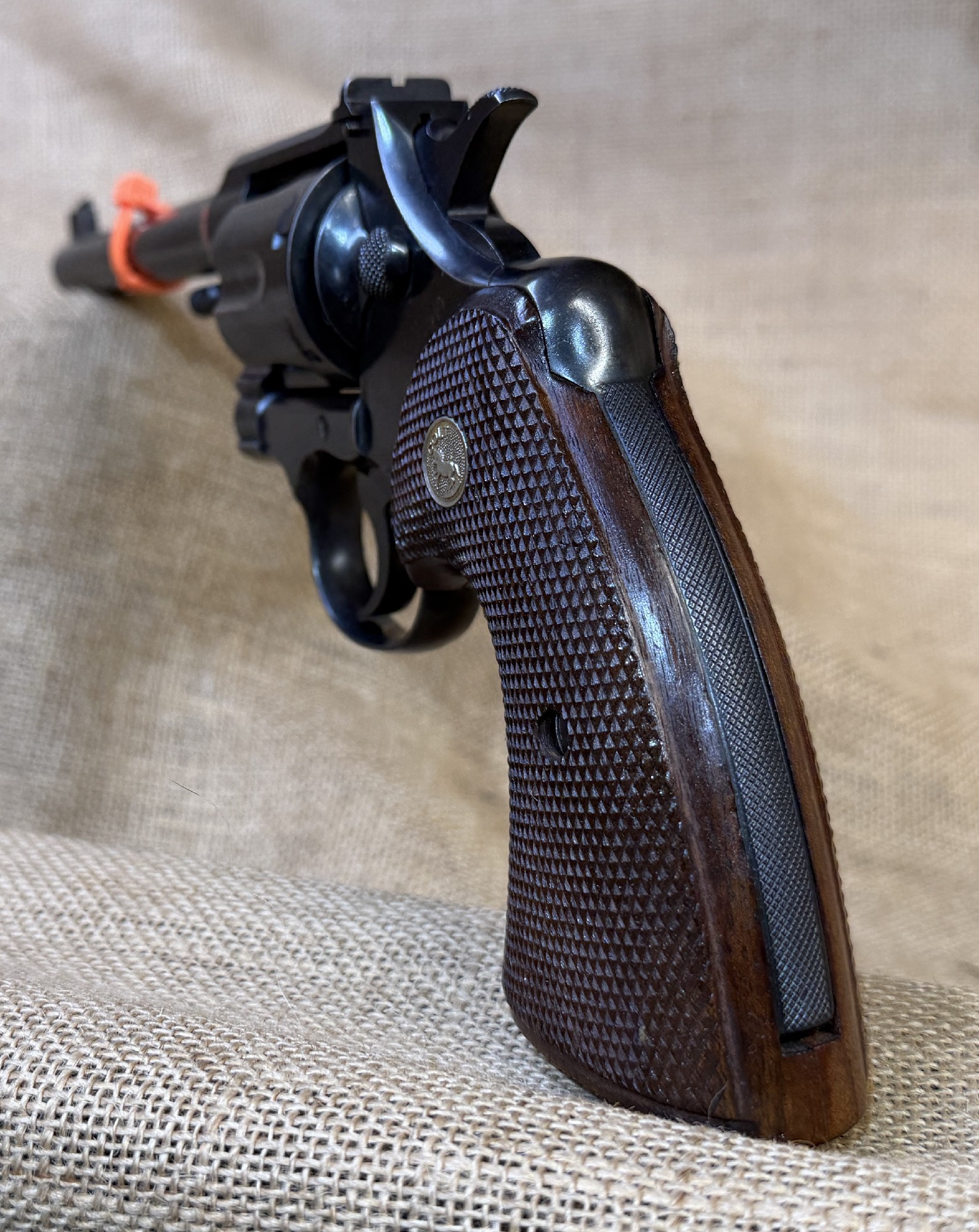Colt, Officers, .22LR, Mag Cap. 6, 152mm, #3410