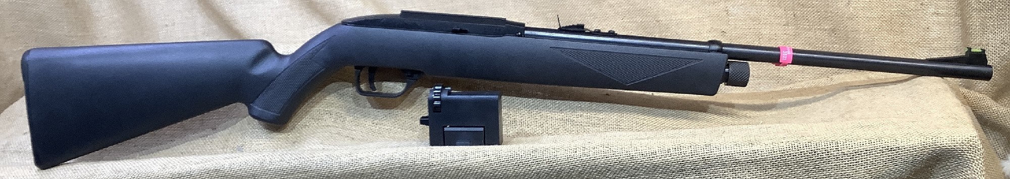 Crosman, 1077, .177, Mag Cap: 12, #3523