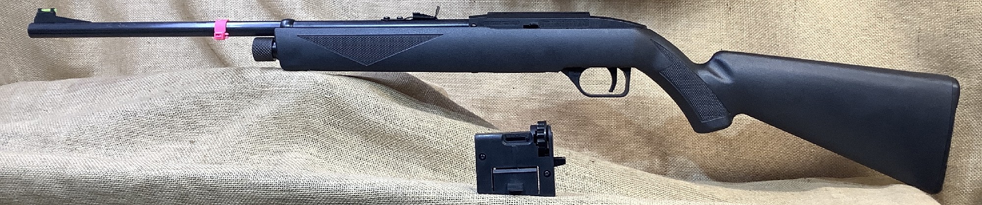 Crosman, 1077, .177, Mag Cap: 12, #3523